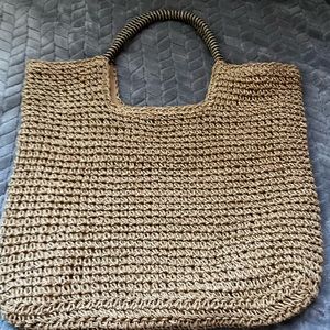 Summer straw tote
